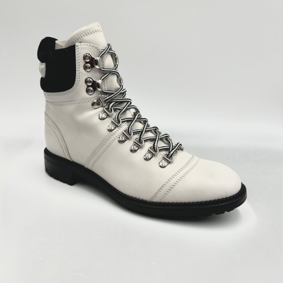CHANEL Cream Leather Winter Booties / WOMENS 8.5 - Picture 9 of 16